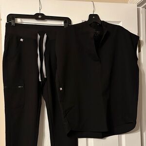 Figs Black Women's Jogger Pants and Top Set